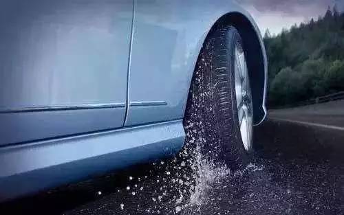 德国机油安全可靠|暴雨过后 应对汽车进行详细检查