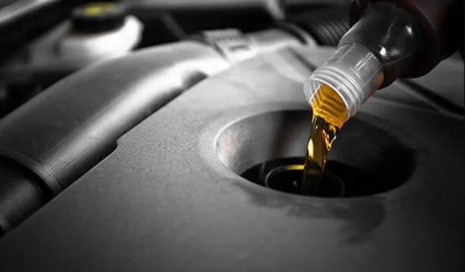 进口润滑油品牌|0W-20机油有什么特点？国六车用0W-20机油需要注意什么？
