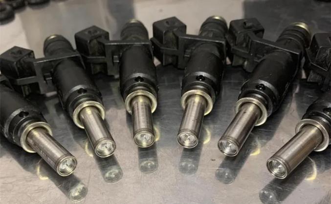 德国进口润滑油代理加盟|缸内直喷发动机与歧管喷射谁更省油