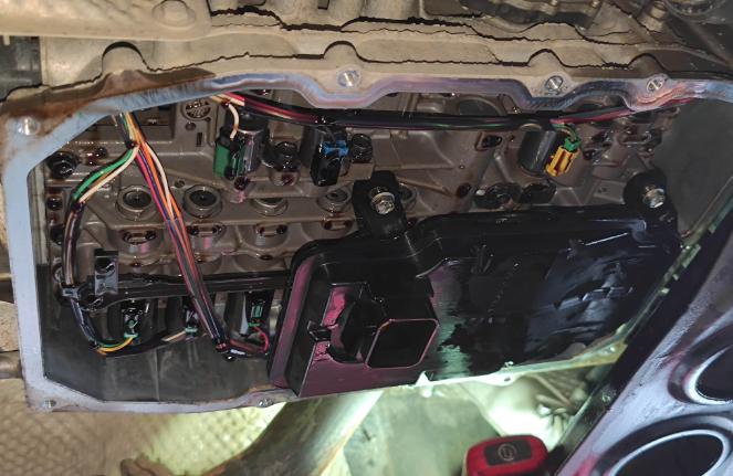 进口品牌润滑油批发|为什么变速箱油的更换周期长？