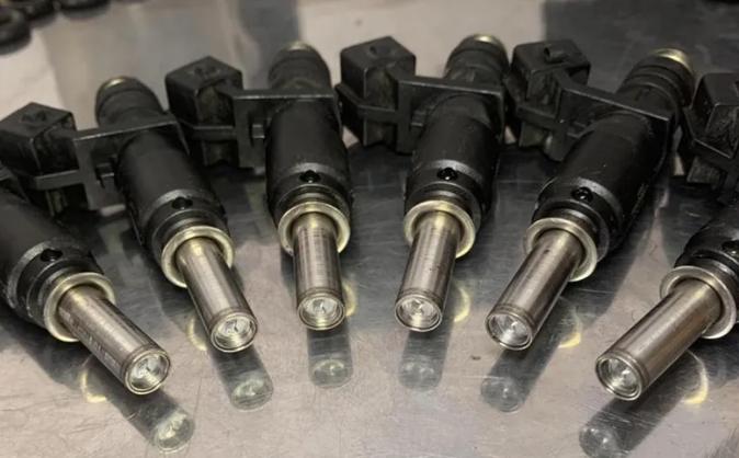 进口机油厂家招商|缸内直喷与歧管喷射哪个更省油？