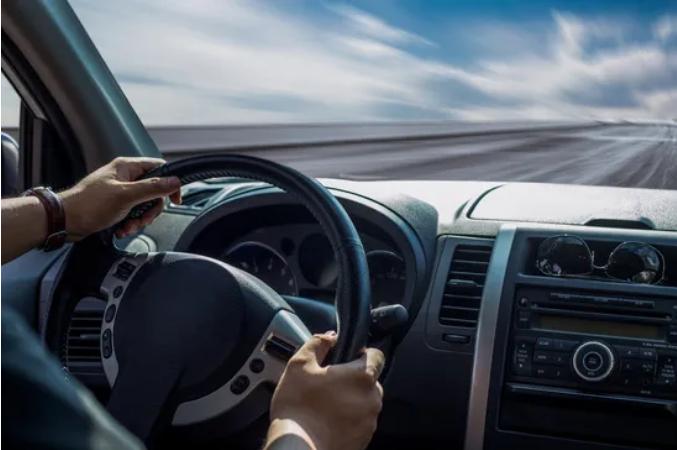 德国进口机油代理|为什么时速120公里在高速上感觉不是很快？